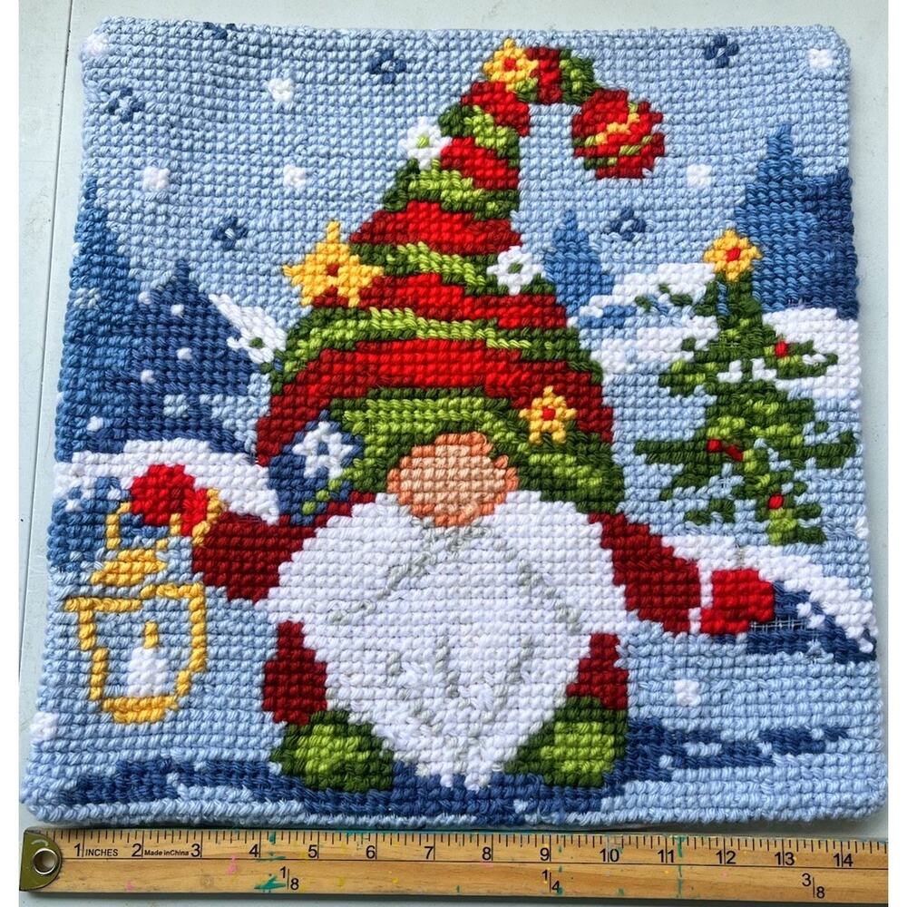 Gorgeous Needlepoint Christmas Tapestry Pillow Cover Canvas New! 12” Reindeer
